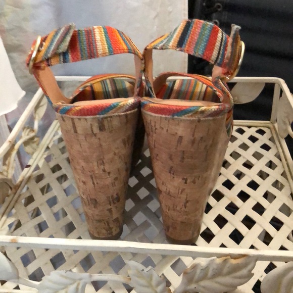 Women's shoes by SODA - Picture 3 of 3